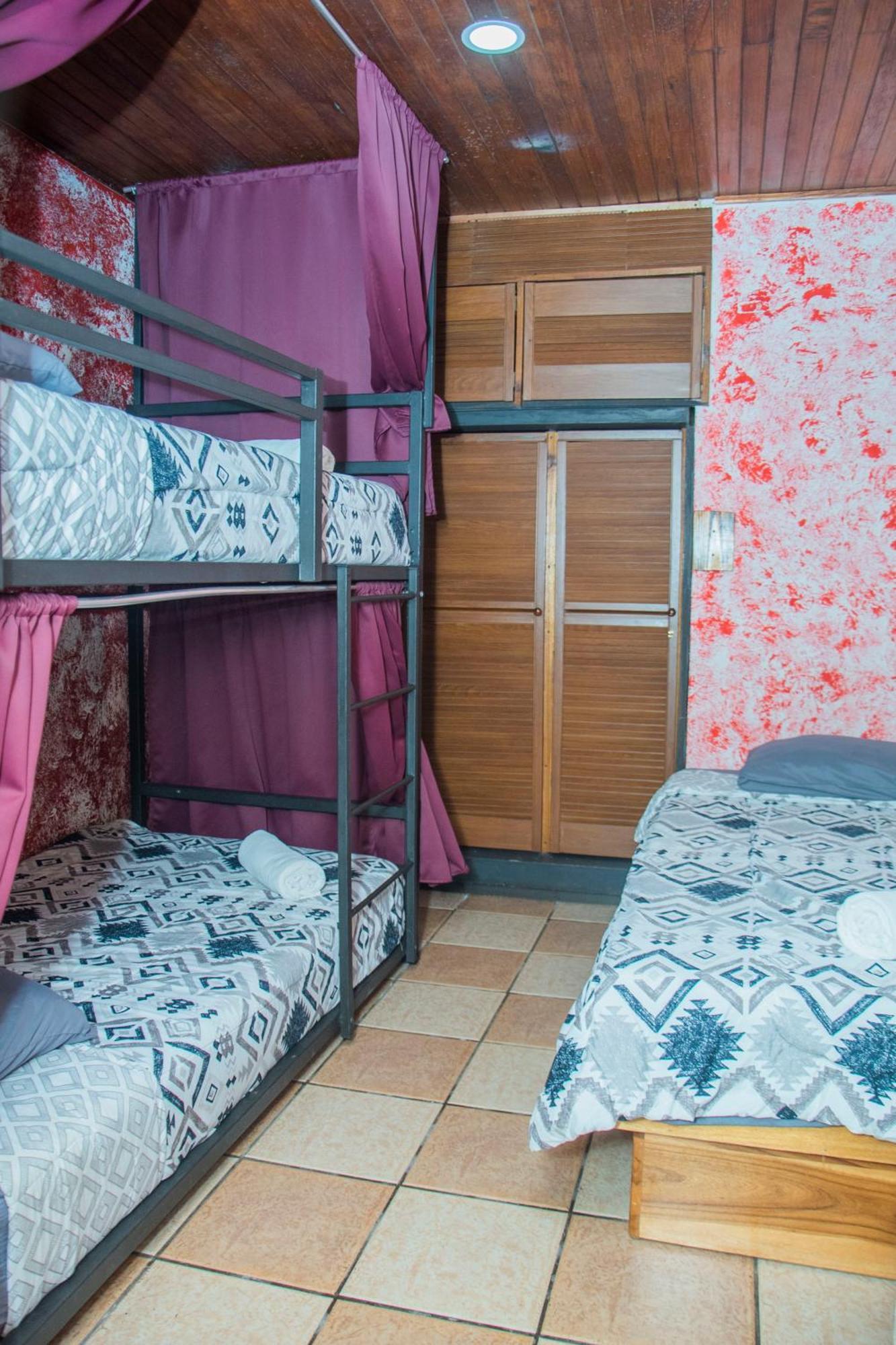 Gardens House, Airport Juan Santamaria, Alajuela, San Jose旅舍 外观 照片