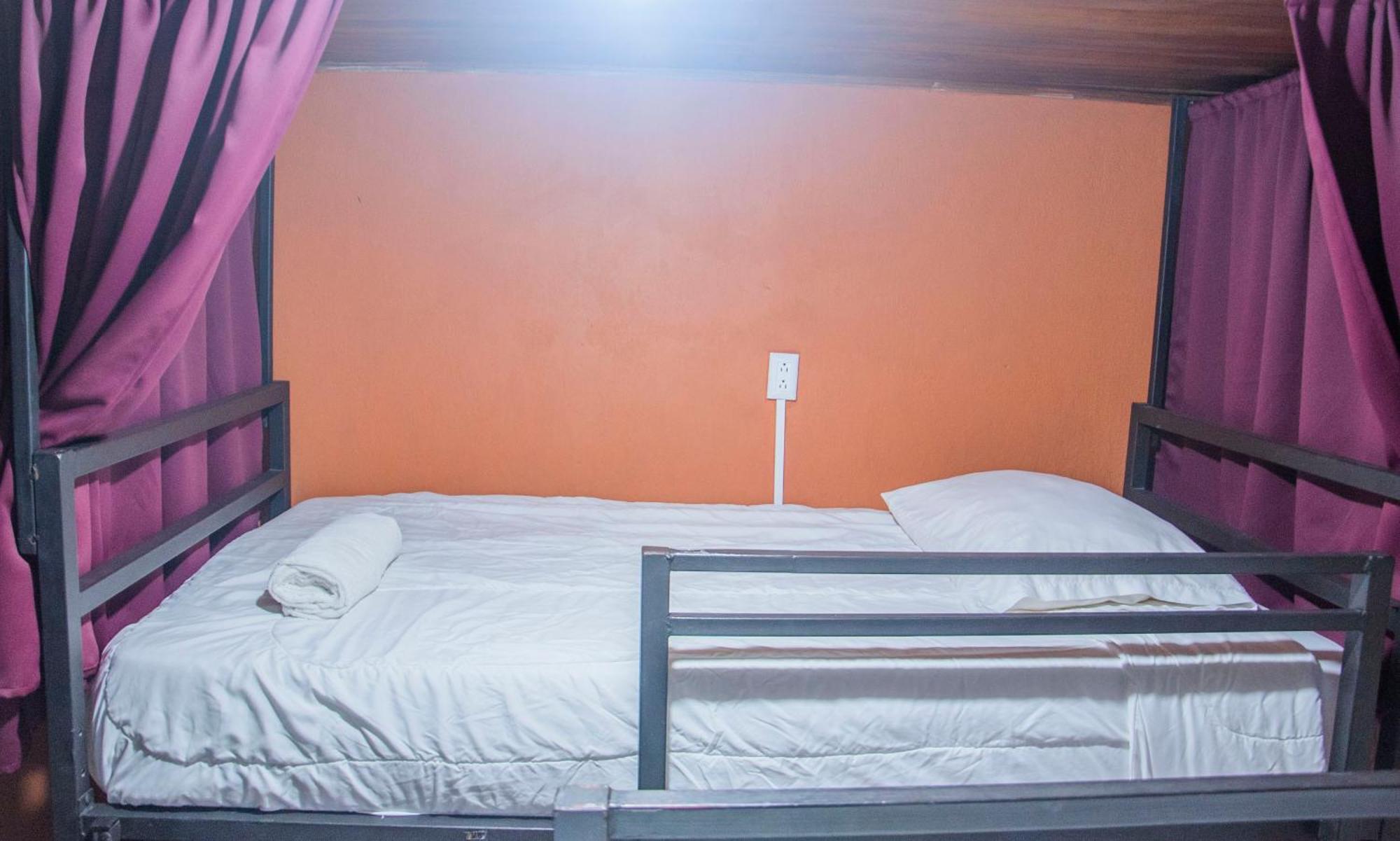 Gardens House, Airport Juan Santamaria, Alajuela, San Jose旅舍 外观 照片