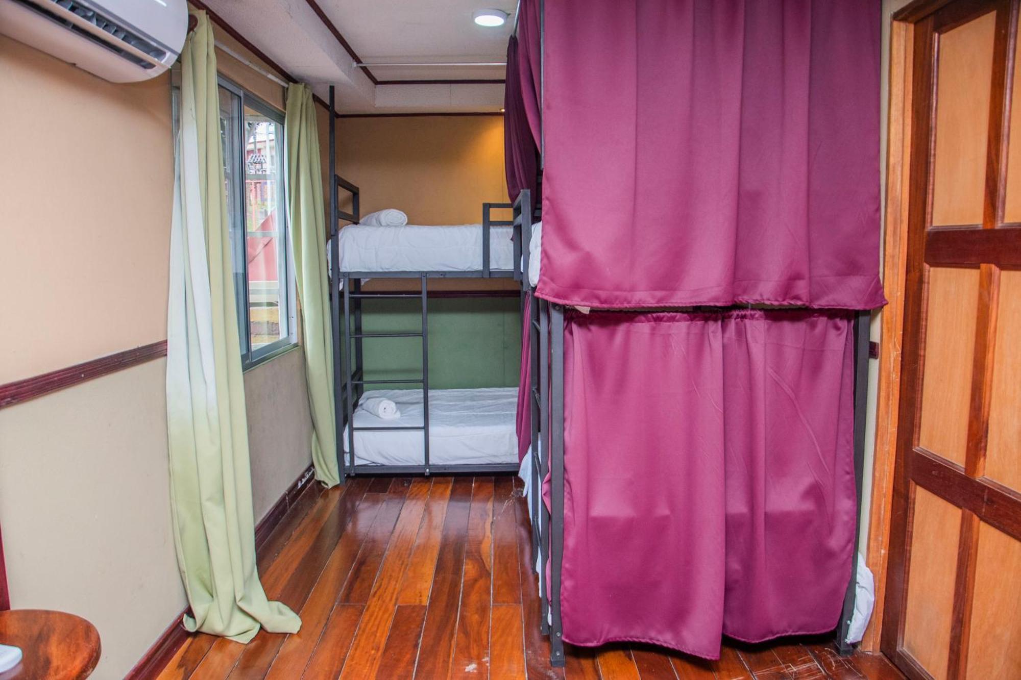 Gardens House, Airport Juan Santamaria, Alajuela, San Jose旅舍 外观 照片